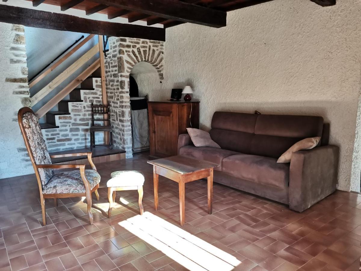 Chez Gilles Math Apartment Saint-Martin-de-Bromes Bagian luar foto
