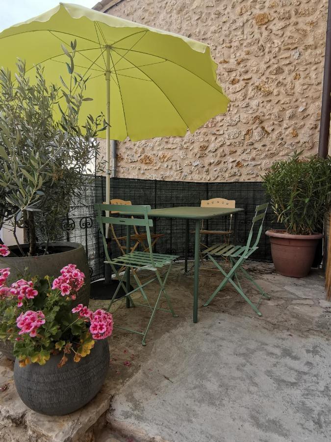 Chez Gilles Math Apartment Saint-Martin-de-Bromes Bagian luar foto