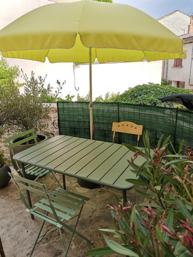 Chez Gilles Math Apartment Saint-Martin-de-Bromes Bagian luar foto